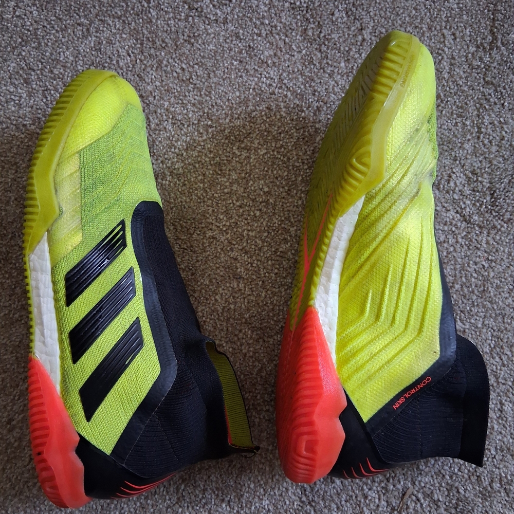 Men's Adidas Predator Tango 18+ Solar Yellow Turf Soccer Shoes Size 9.5 men